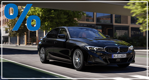 BMW 330e Limousine: Energieverbrauch gewichtet kombiniert: 20,8 kWh/100 km und 0,8 l/100 km (WLTP); CO₂-Emissionen gewichtet kombiniert: 19 g/km (WLTP); CO₂-Klassen: Bei entladener Batterie F; gewichtet kombiniert B; Kraftstoffverbrauch bei entladener Batterie: 7,1 l/100 km (WLTP); Leistung: 135 kW (184 PS); Hubraum: 1.998 cm³; Kraftstoff: Benzin