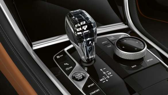BMW 8er Gran Coupe Glasapplikation BMW 8er Gran Coupe Glasapplikation