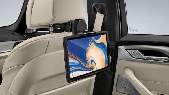 BMW Universalhalter für Tablets mit BMW Safety Case.