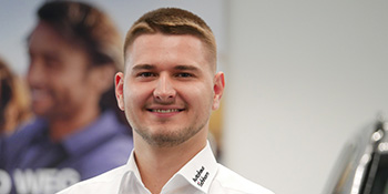 Iwan Yatsun Automobilkaufmann in Ausbildung