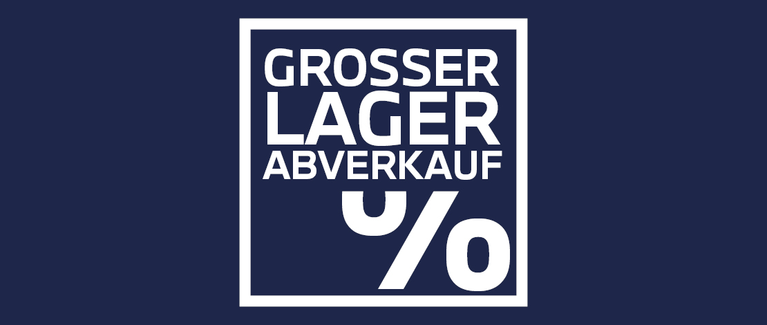 Innerhalb des weißen Rahmens steht in markanten weißen Großbuchstaben „GROSSER LAGERABVERKAUF“, wobei das Prozentzeichen ($\%$) hier deutlich massiver und prominent in der unteren rechten Ecke platziert ist